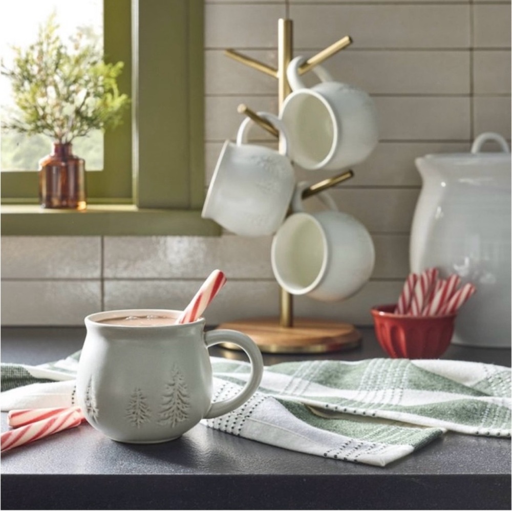 SET OF 2 Hearth & Hand 16oz Winter Pine Trees Cream Holiday Stoneware Mugs NEW - Picture 4 of 6